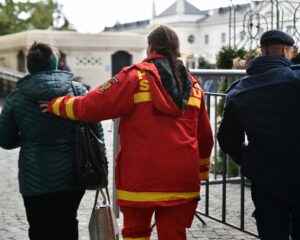 Pelerinajul de la Iași: Peste 1.000 de solicitări medicale și zeci de urgențe la spital 6 - Starea de sanatate 560616224 1231129535710054 2389307356914457621 n - Starea de sanatate