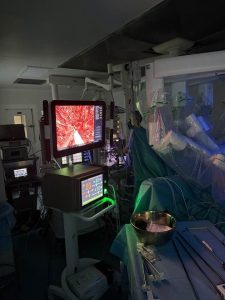 Premieră medicală în România: Prelevare robotică într-un transplant hepatic de la soție la soț 6 - Starea de sanatate transplant robotic - Starea de sanatate